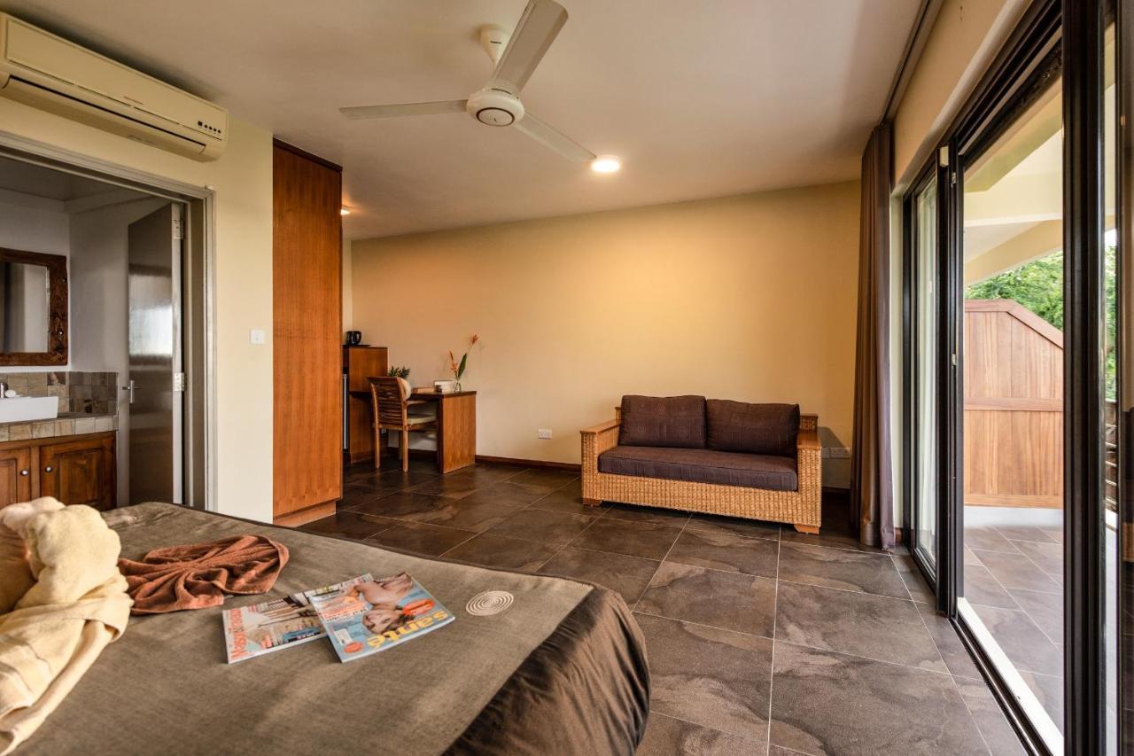 Happy Days Guest House Ле-Морн Екстер'єр фото
