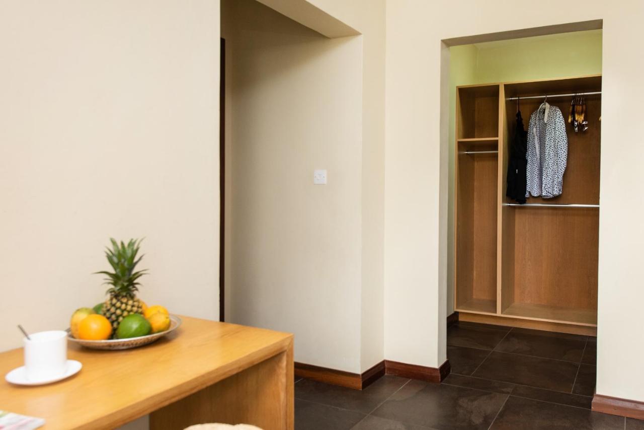 Happy Days Guest House Ле-Морн Екстер'єр фото