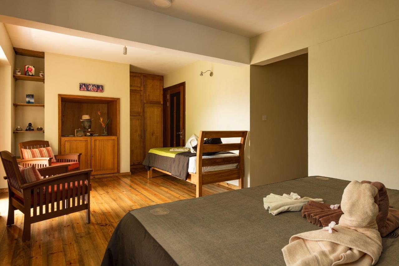 Happy Days Guest House Ле-Морн Екстер'єр фото